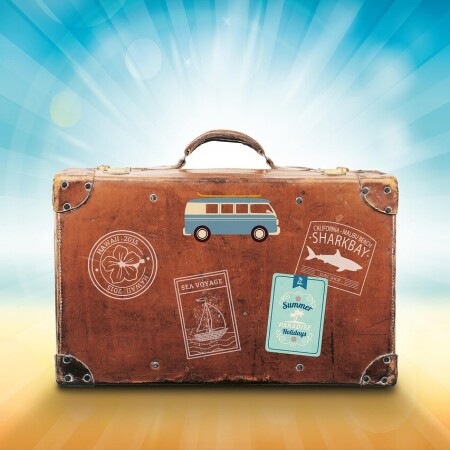Where Is the Best Place To Find Last Minute Holiday Deals